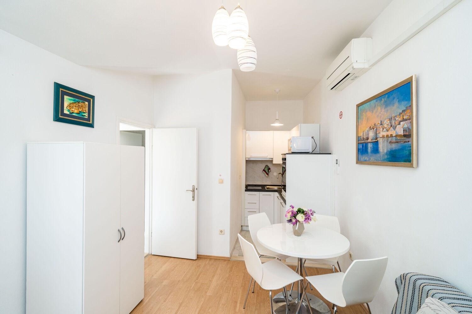 Apartments Pero - Free Parking Дубровник Екстериор снимка